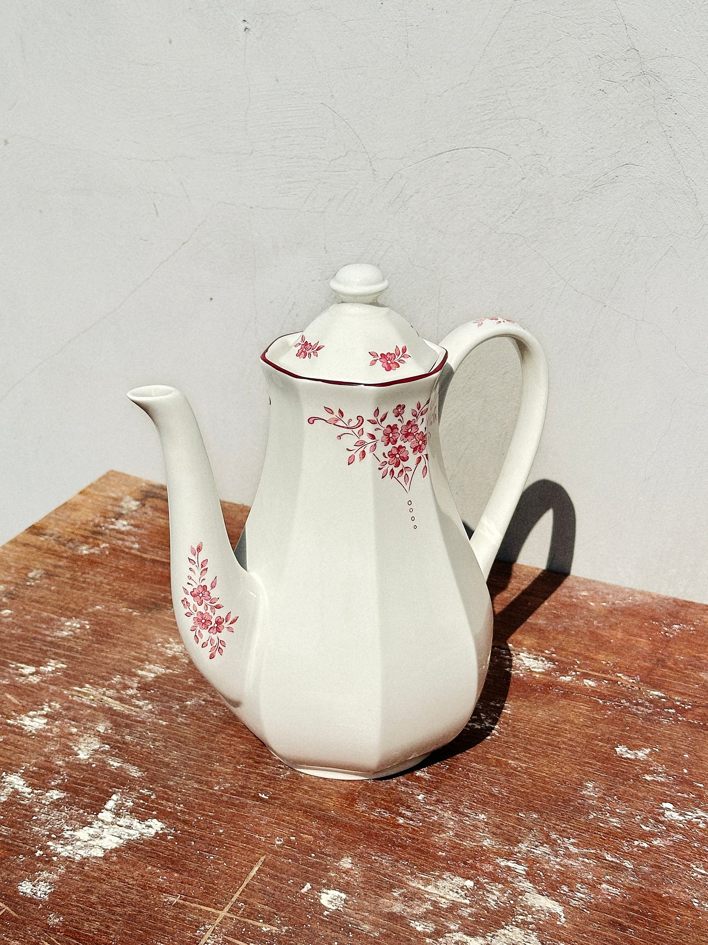 Ironstone Staffordshire Mid-Century Burgundy Pink Floral Teapot (England, 1960s)
