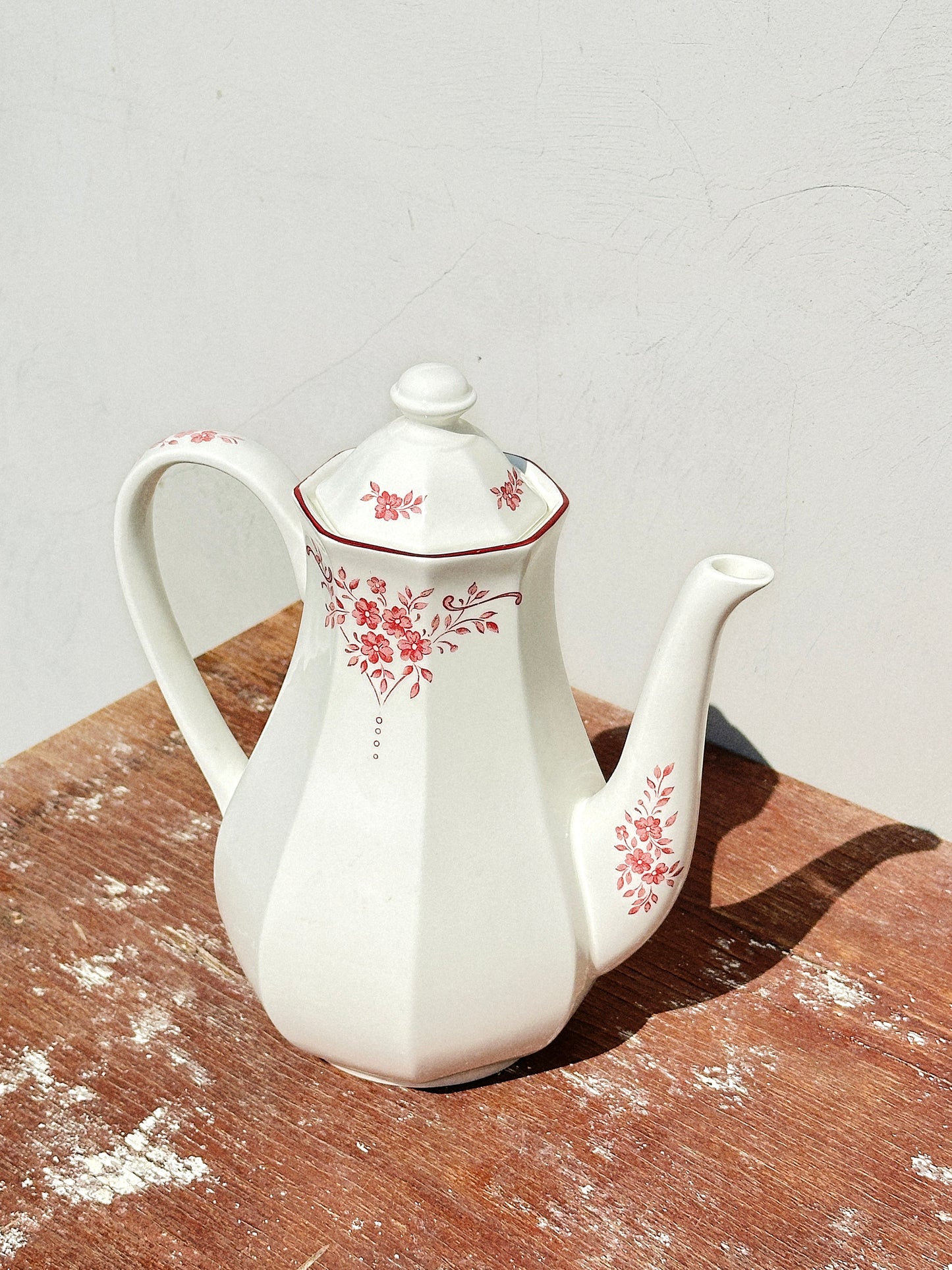 Ironstone Staffordshire Mid-Century Burgundy Pink Floral Teapot (England, 1960s)