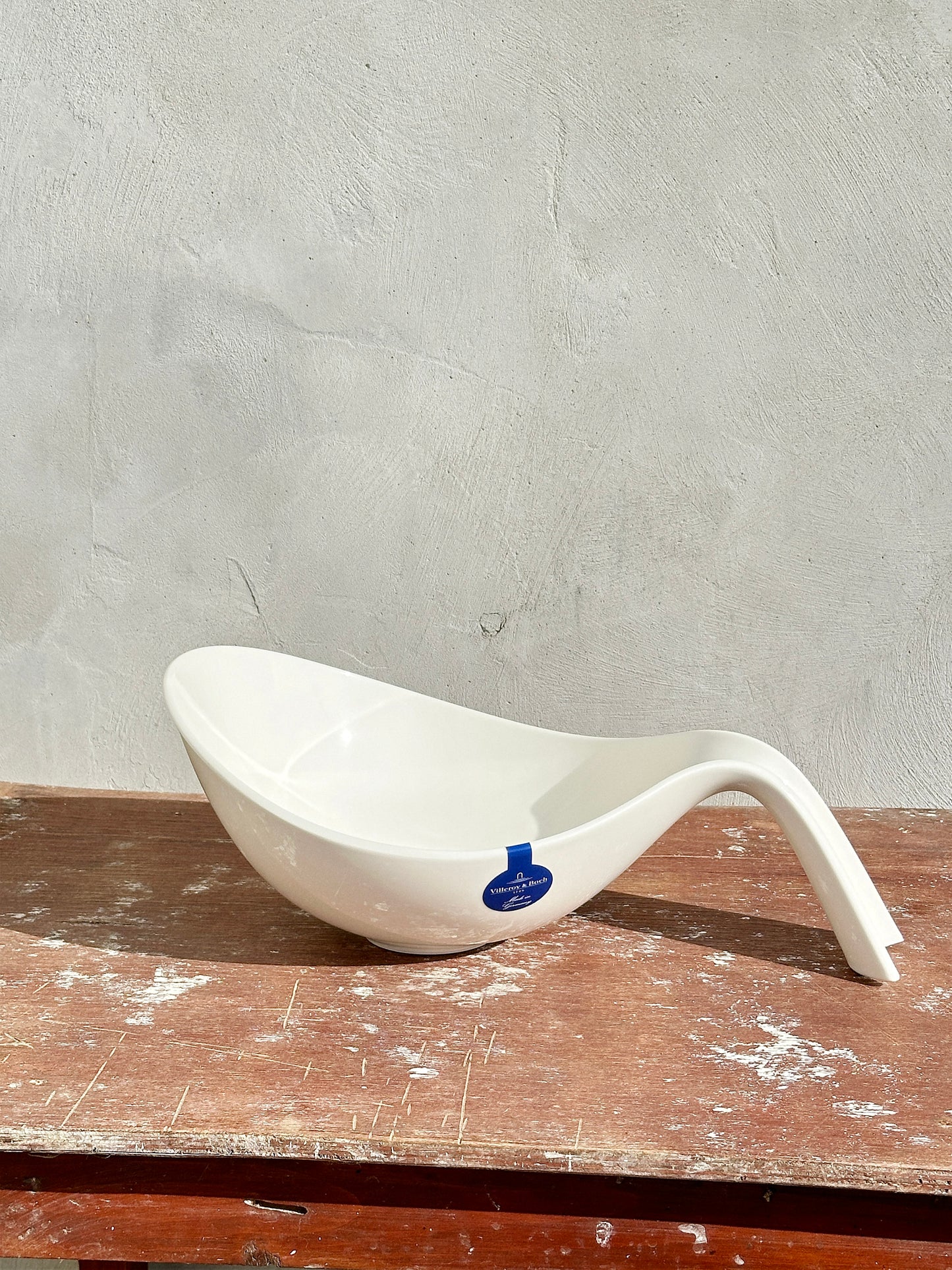 Premium Flow Collection Villeroy & Boch large bowl (2020s)