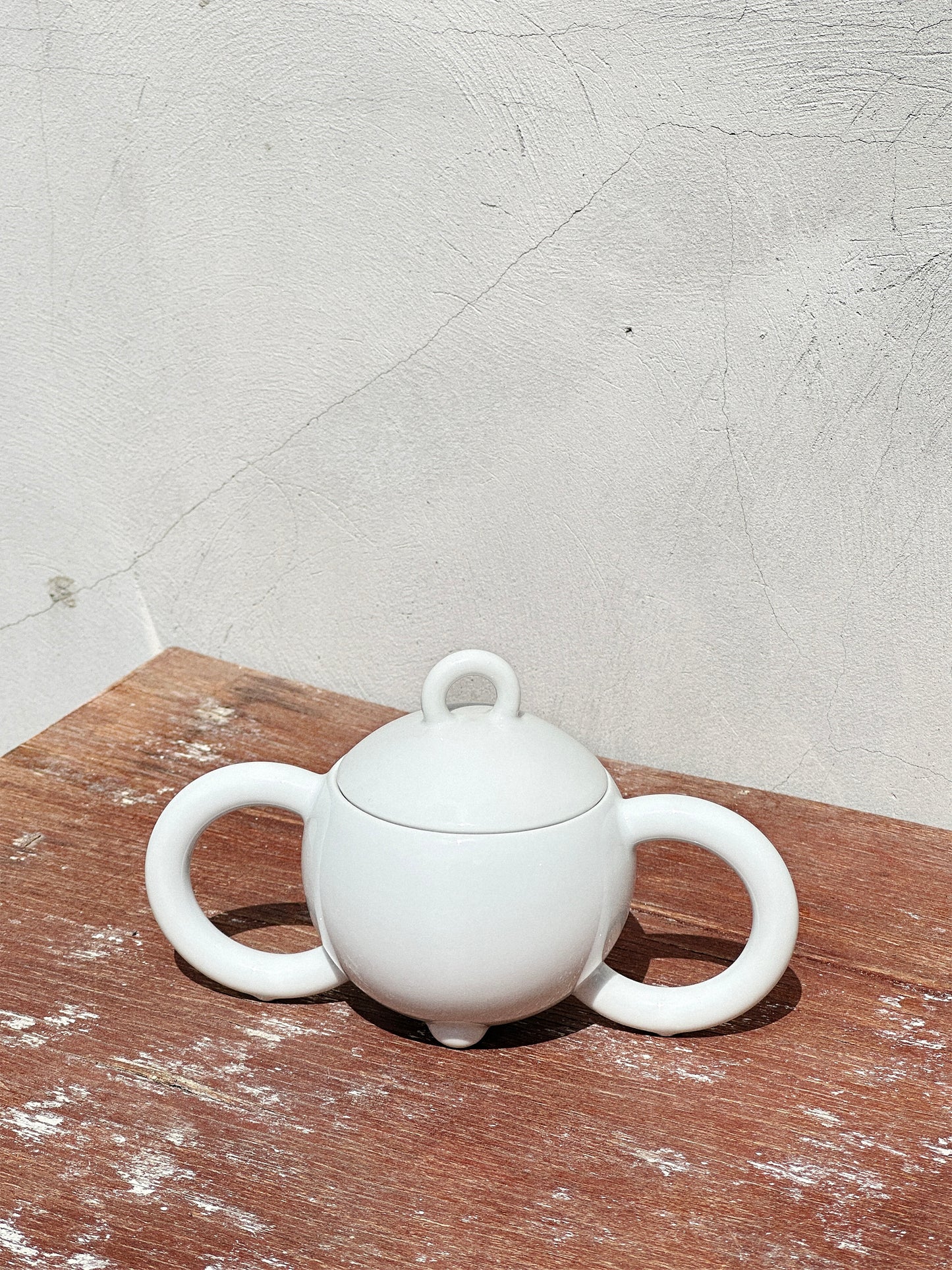 Rare Matteo Thun Postmodern Memphis Group porcelain set, part of the Fantasia Mocca Collection (1985)