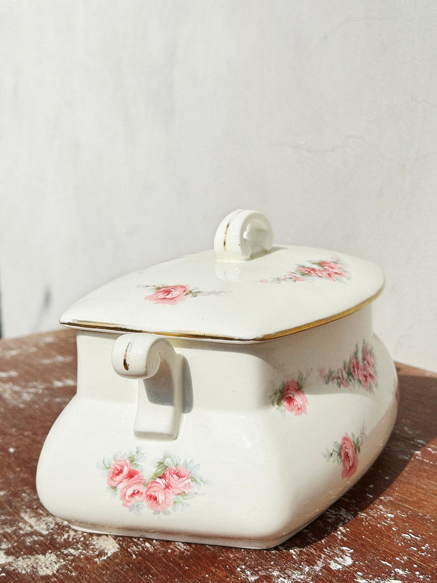Rare Antique Max Rösler Lidded Porcelain Tureen (Rodach, 1930)