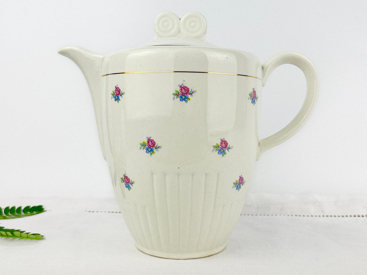 Rare Antique K&G Luneville-Badonviller demi-porcelaine teapot (France - 1920s)