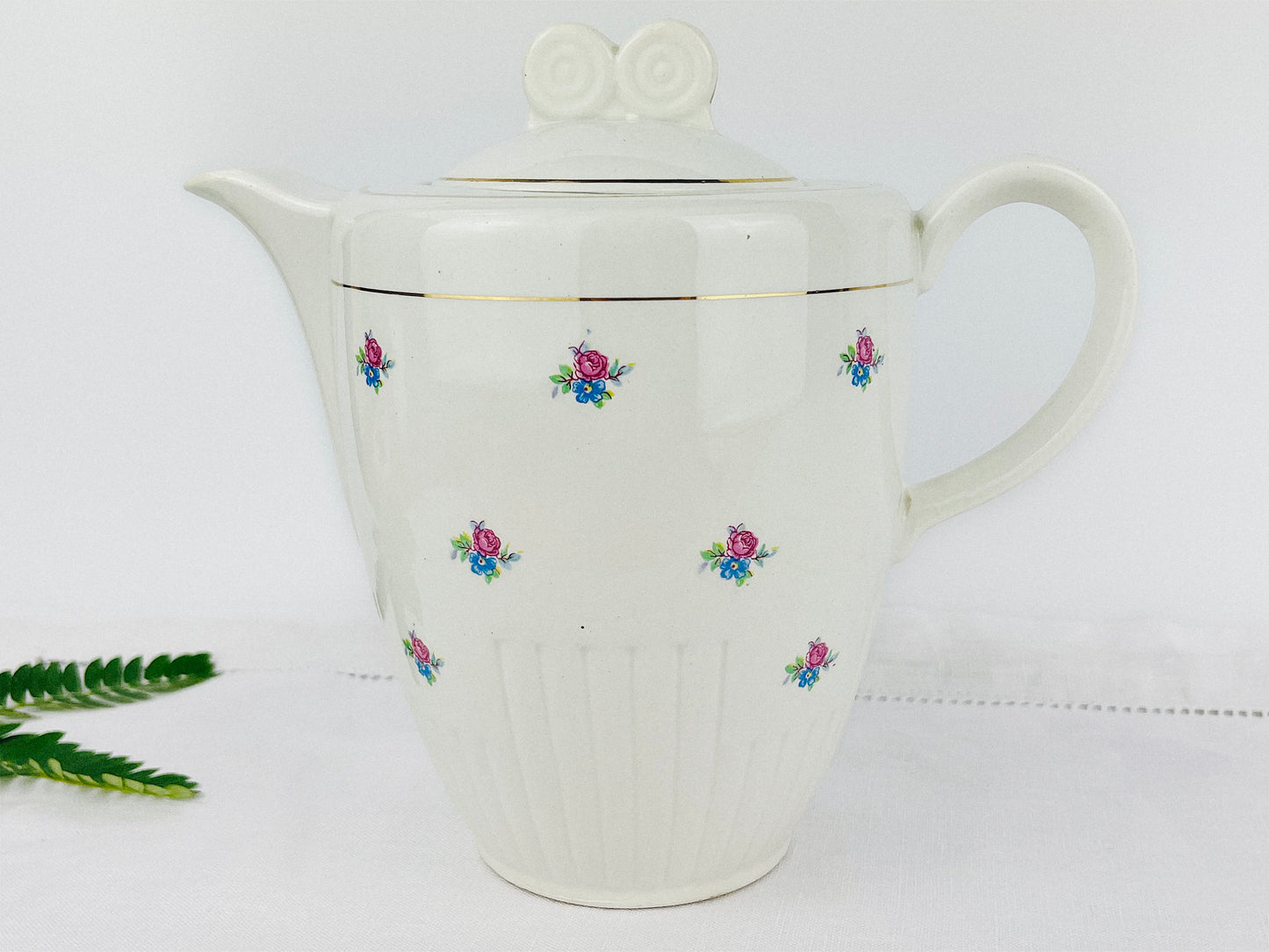 Rare Antique K&G Luneville-Badonviller demi-porcelaine teapot (France - 1920s)