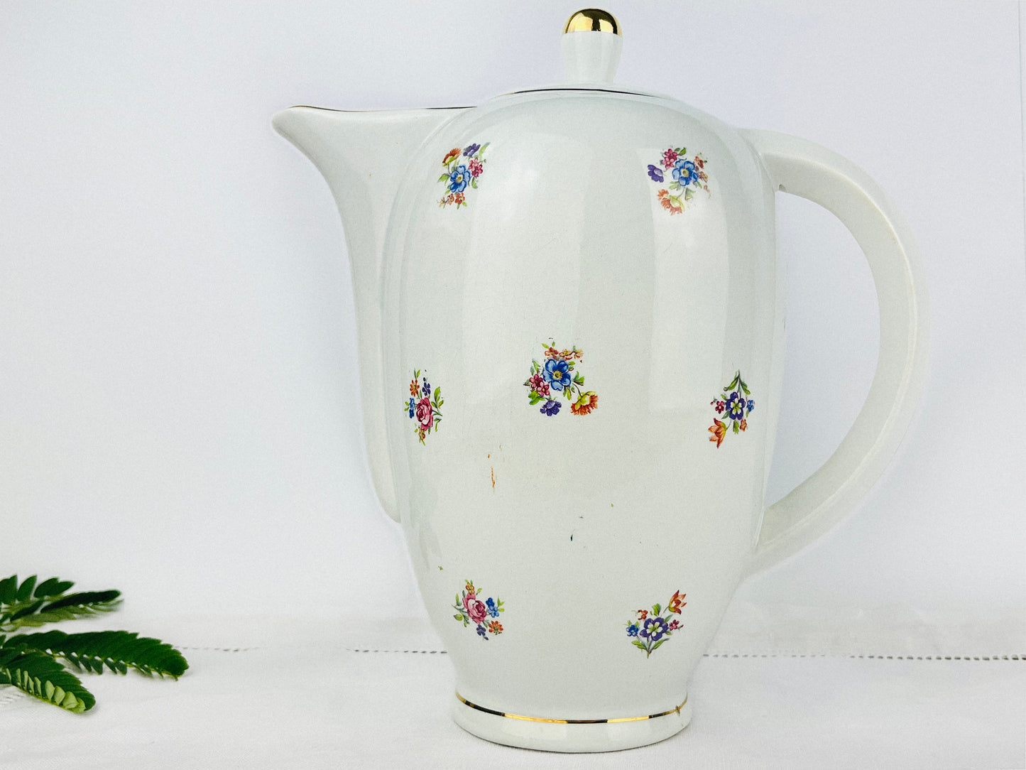 Rare Antique Saint-Amand-les-Eaux opaque-porcelain teapot (France, 1920s)