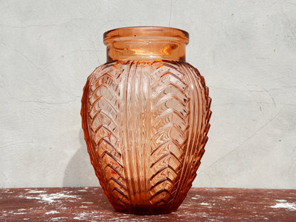 French Art Deco ‘Pink Depression’ Vase (1930s)