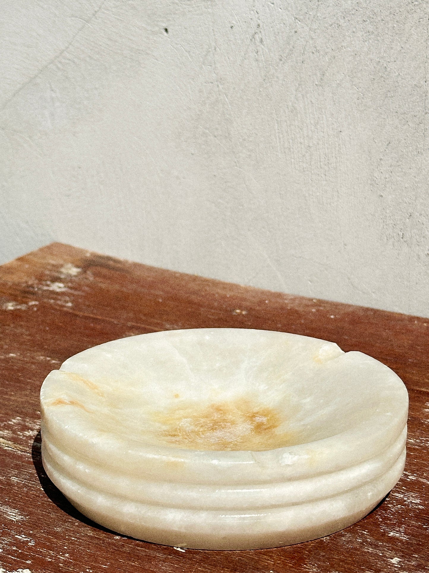 Heavy Vintage Italian Romani Bianchi Mid-Century White Marble Ashtray (Italy, 1960s)