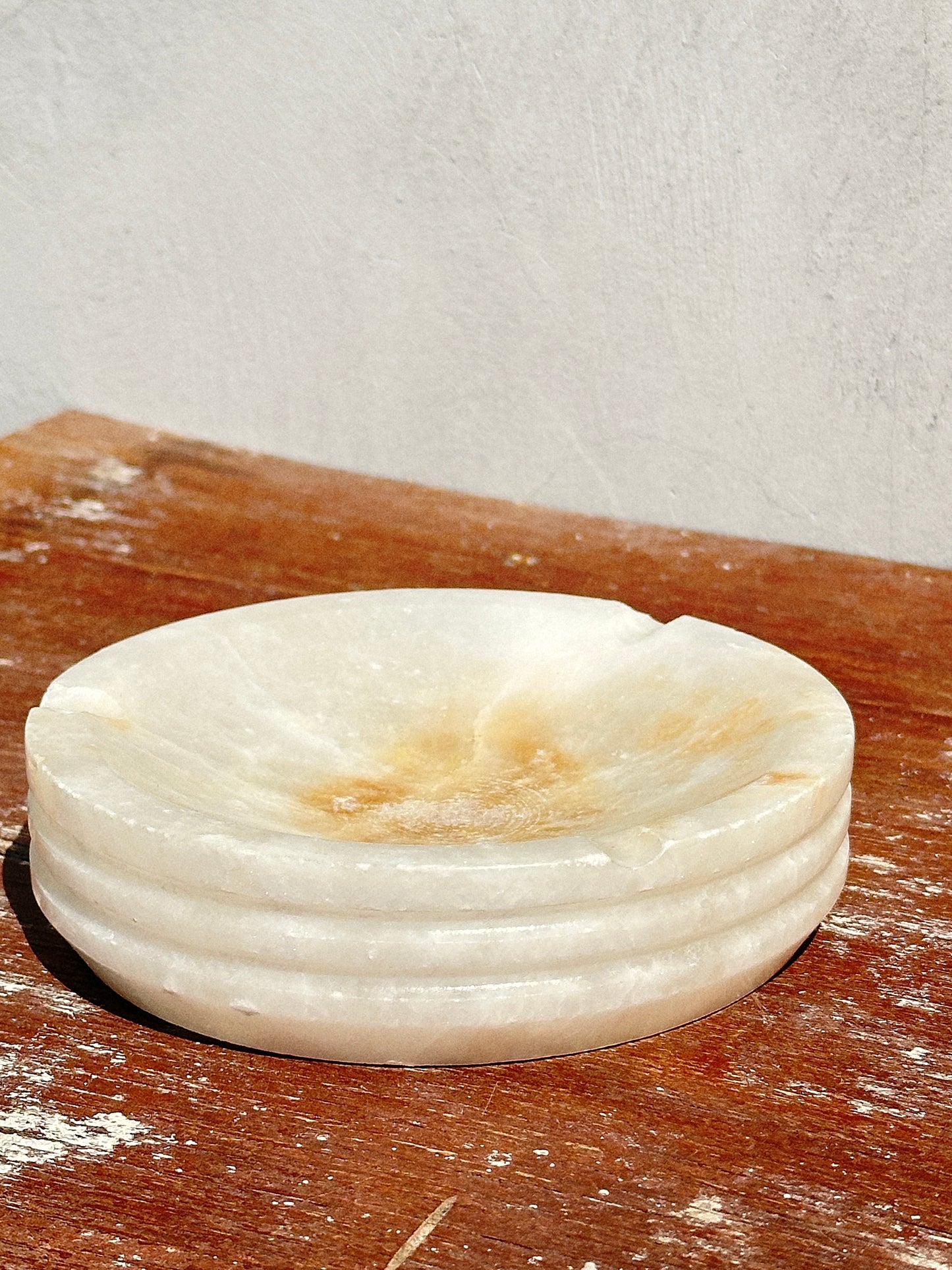 Heavy Vintage Italian Romani Bianchi Mid-Century White Marble Ashtray (Italy, 1960s)