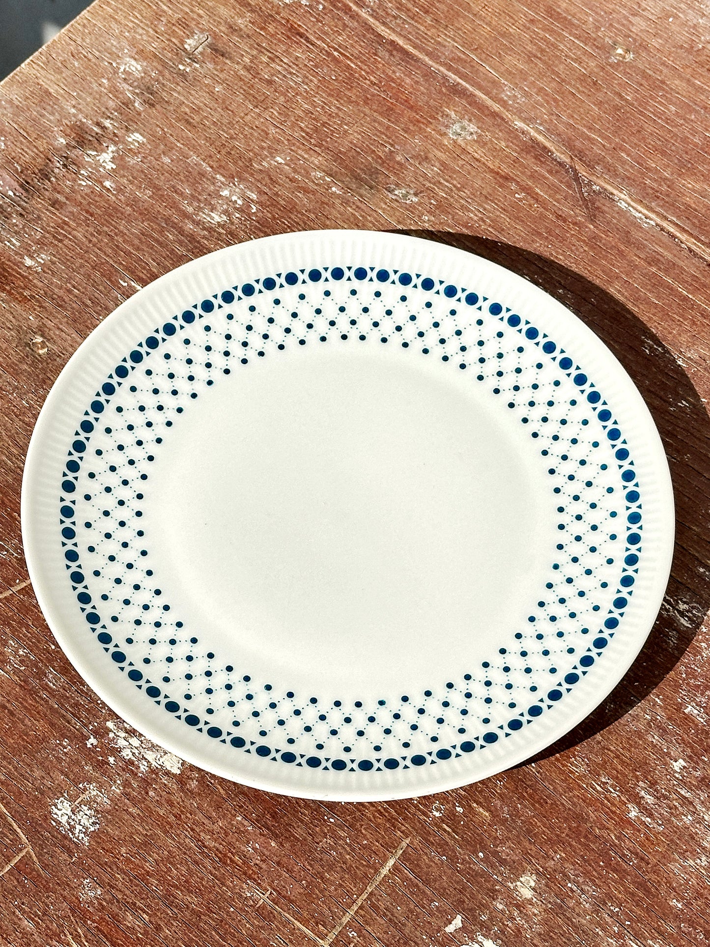 Op Art Mid-Century Winterling Marktleuthen Bavaria Navy Blue Dots Pattern 18-Pieces Set (Germany, 1950s)