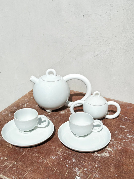 Rare Matteo Thun Postmodern Memphis Group porcelain set, part of the Fantasia Mocca Collection (1985)