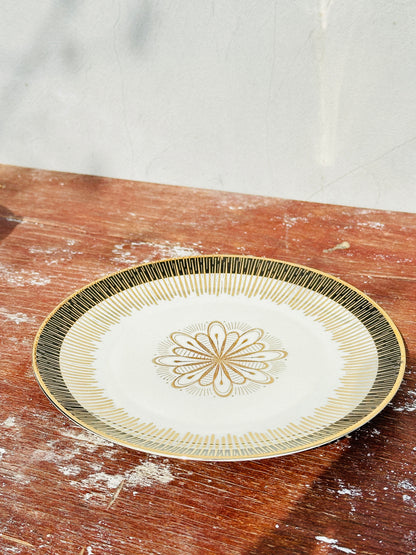 Mid-Century Art Deco Inspired Porzellanfabrik Heinrich Winterling Porcelain Breakfast Set (Germany, 1950s)