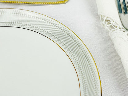 Mid-Century Eschenbach porcelain plates with Colloidal Gold x Art Deco inspired design (1950s)